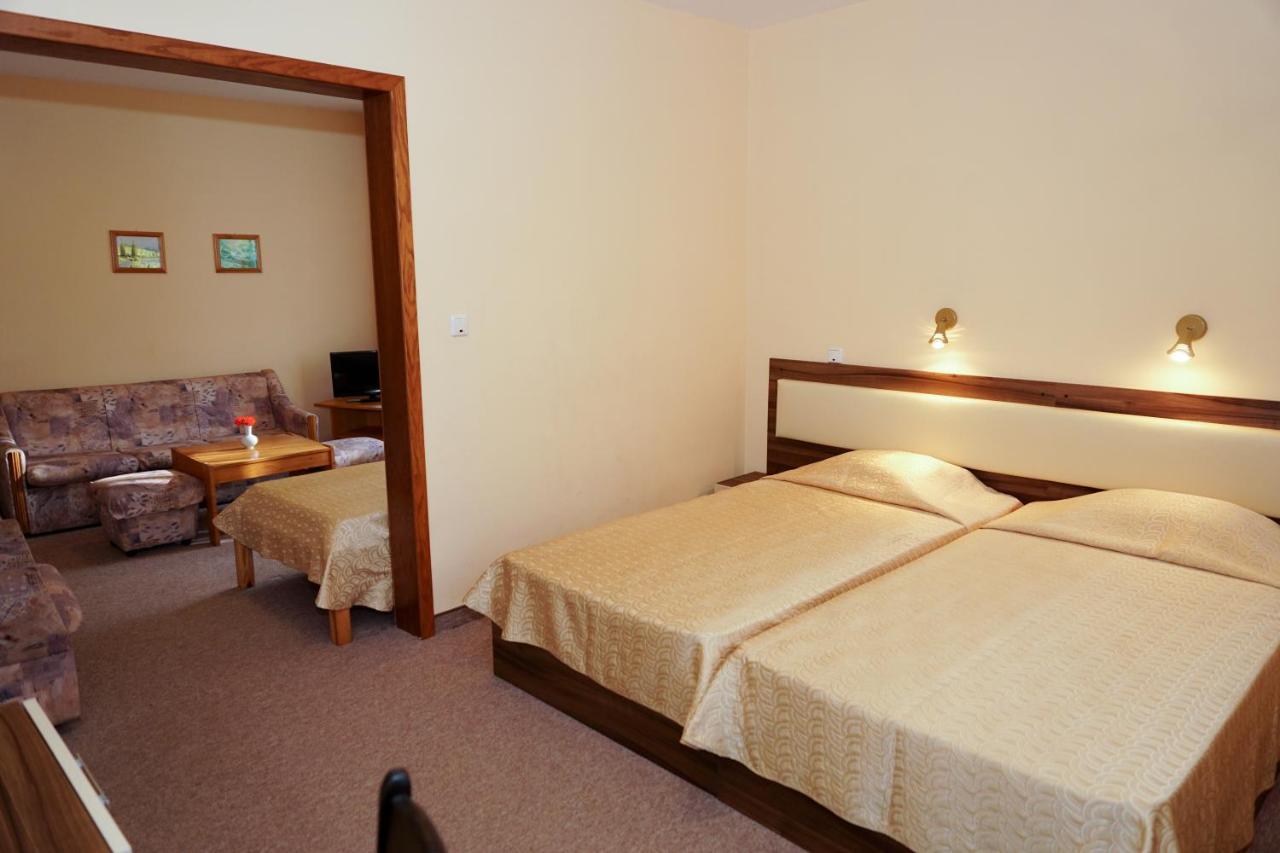 Hotel Bor Borovets Luaran gambar